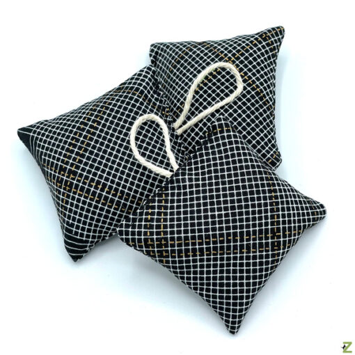 Lavendelkissen mit Aufhängeschleife - Gitter Schwarz - 3er Set
