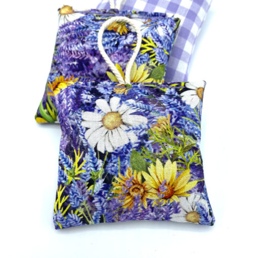 Lavendelkissen mit Aufhängeschleife - "Lavendel" - 3er Set – Bild 4