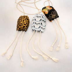 Handgemachtes Katzenspielzeug Mauserl aus Naturmaterialien für Katzen von catzup